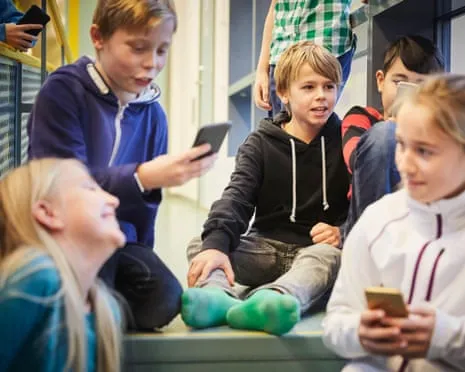 The Scandinavian nation to Enforce Countrywide Smartphone Prohibition in Educational Institutions