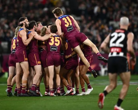 The Lions Demolish Collingwood to Secure Grand Final Battle Against The Cats